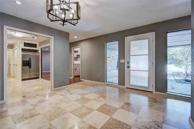 6325 Glenbrook Court, Oklahoma City, OK 73118
