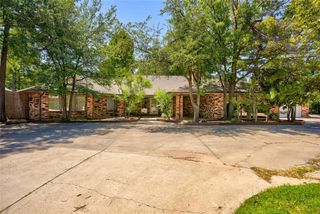 6325 Glenbrook Court, Oklahoma City, OK 73118