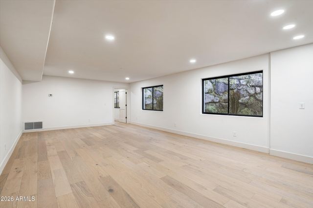 10228 N 55th Place, Paradise Valley, AZ 85253