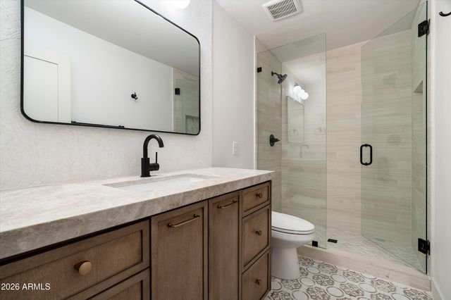 10228 N 55th Place, Paradise Valley, AZ 85253