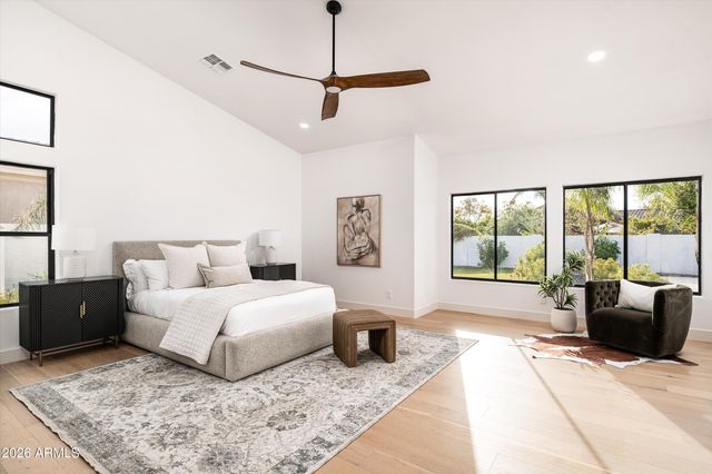 10228 N 55th Place, Paradise Valley, AZ 85253