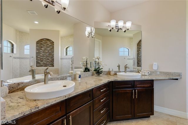 4635 NW 32nd TER, Cape Coral, FL 33993