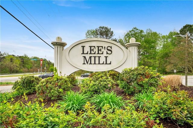349 Rivers Ridge CIR, Newport News, VA 23608