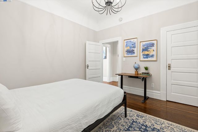 2207 E 21St St, Oakland, CA 94606