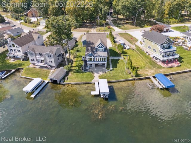 16295 Whitehead Drive, Argentine Township, MI 48451