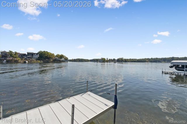 16295 Whitehead Drive, Argentine Township, MI 48451