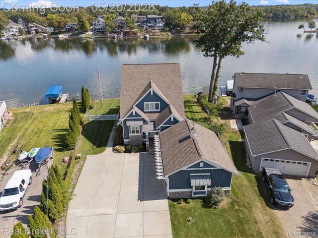 16295 Whitehead Drive, Argentine Township, MI 48451