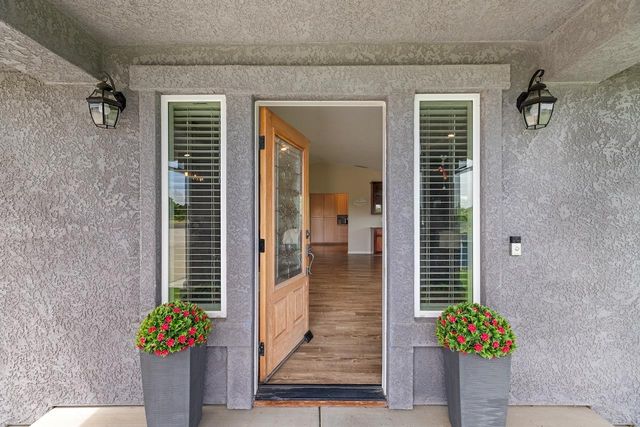 8540 W Bates Ct, Tracy, CA 95304