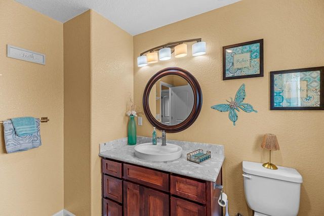 8540 W Bates Ct, Tracy, CA 95304