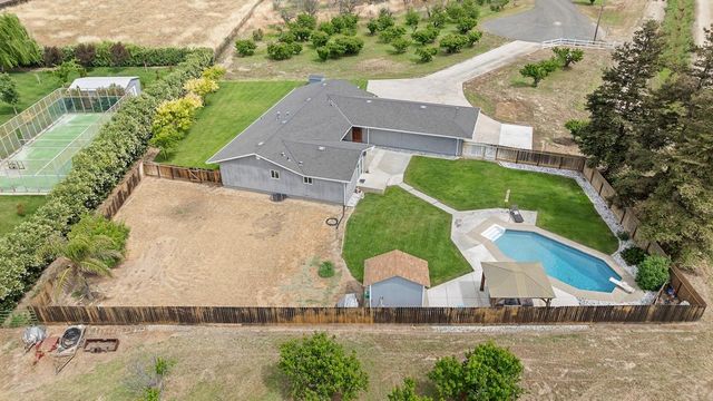 8540 W Bates Ct, Tracy, CA 95304
