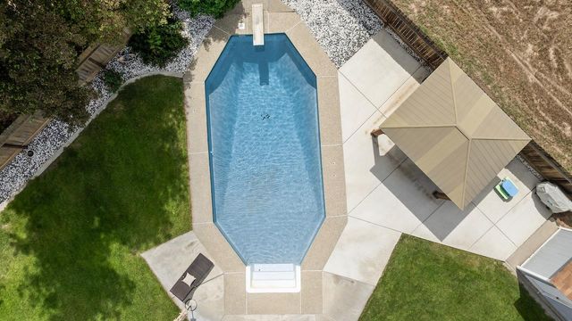 8540 W Bates Ct, Tracy, CA 95304