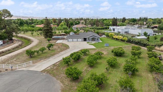 8540 W Bates Ct, Tracy, CA 95304