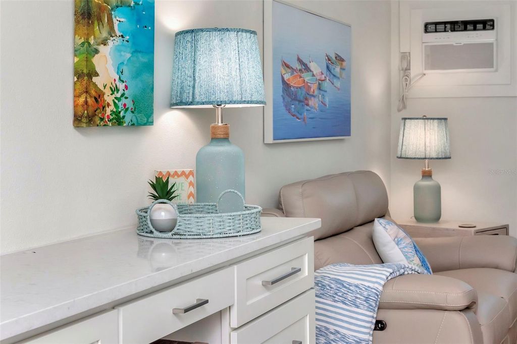 Image 19 of property listing at 2700 GULF BOULEVARD W2, Belleair Beach, FL 33786