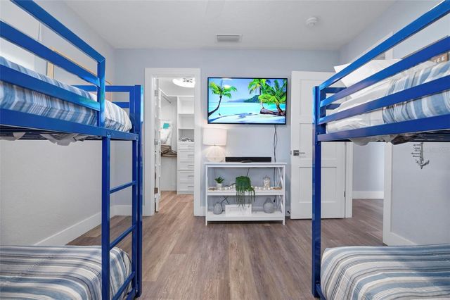 3915 COCONUT TERRACE, Bradenton, FL 34210