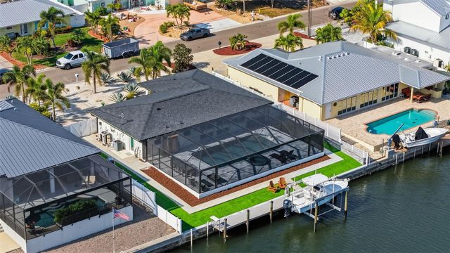 3915 COCONUT TERRACE, Bradenton, FL 34210