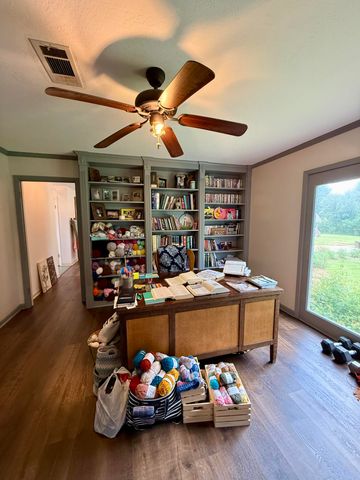 405 Lillis Rd., Columbia, MS 39429