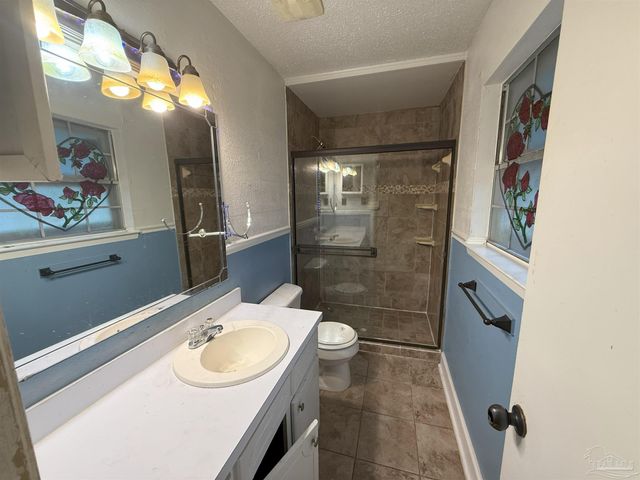 6536 Colonade Cir, Pensacola, FL 32506