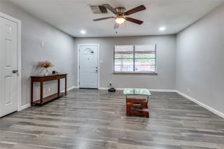 1415 Swiss Street, Arlington, TX 76010