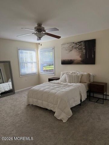 16 Banning Court, Toms River, NJ 08757