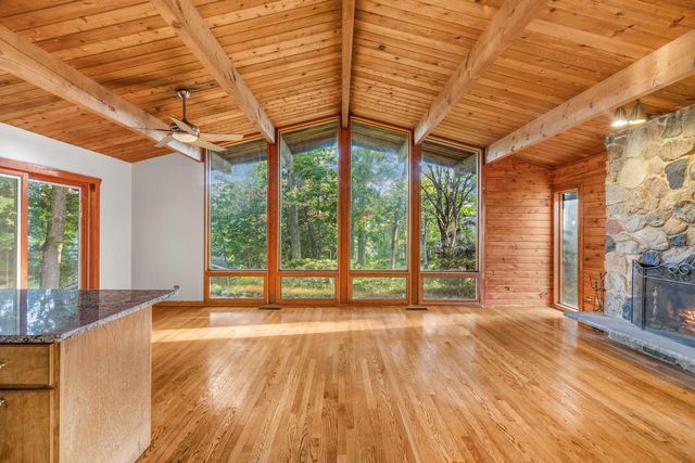 N2335 Main ROAD, Lake Geneva, WI 53147