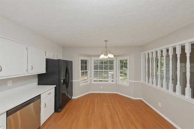 737 Mountainbrooke Circle, Stone Mountain, GA 30087
