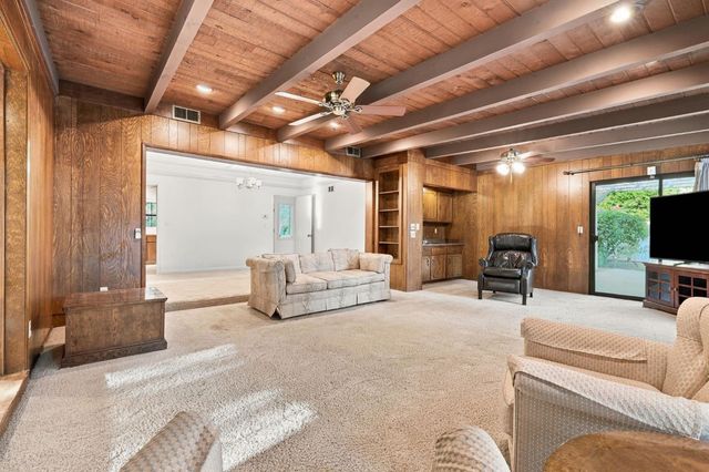 4688 N Wilson Avenue, Fresno, CA 93704