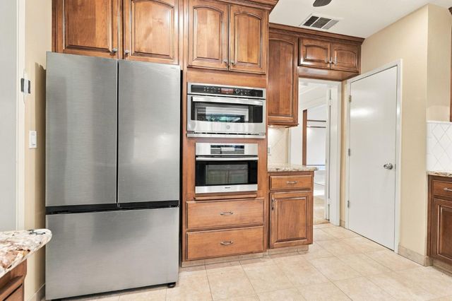 4688 N Wilson Avenue, Fresno, CA 93704