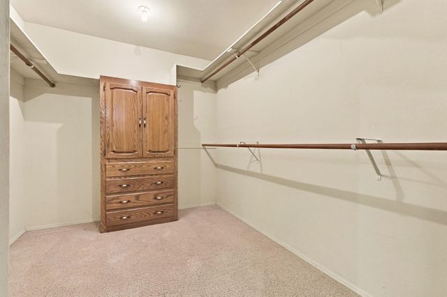 4688 N Wilson Avenue, Fresno, CA 93704