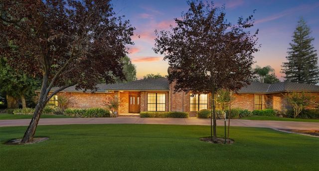 4688 N Wilson Avenue, Fresno, CA 93704