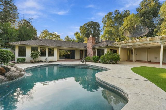 4688 N Wilson Avenue, Fresno, CA 93704