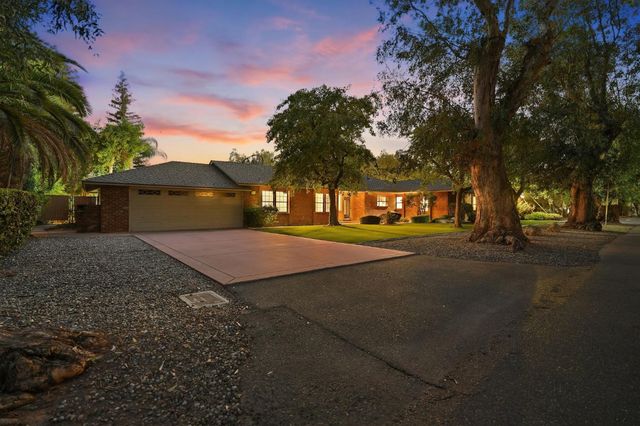 4688 N Wilson Avenue, Fresno, CA 93704