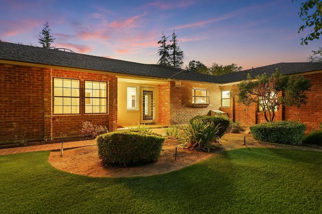 4688 N Wilson Avenue, Fresno, CA 93704