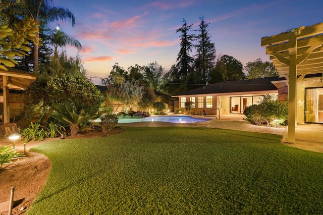 4688 N Wilson Avenue, Fresno, CA 93704
