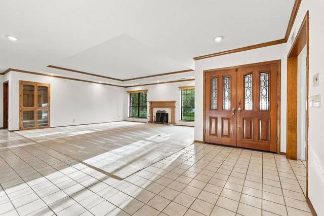 4688 N Wilson Avenue, Fresno, CA 93704