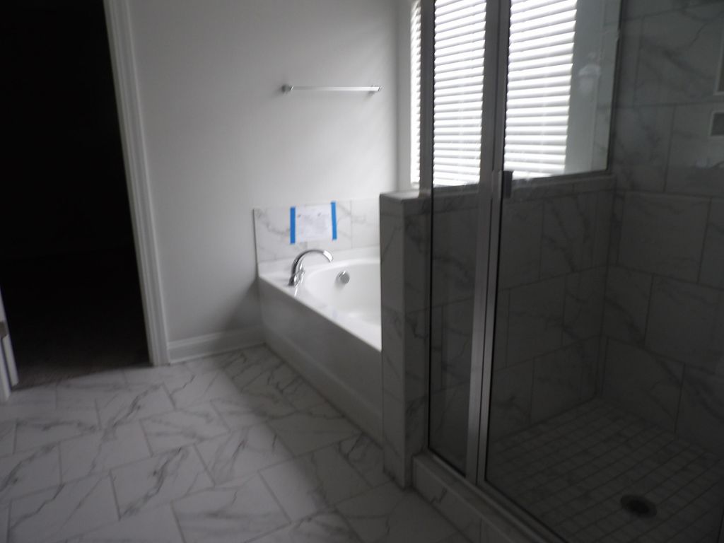 Image 8 of property listing at 315 Coopers Hawk Drive, Summerville, SC 29483