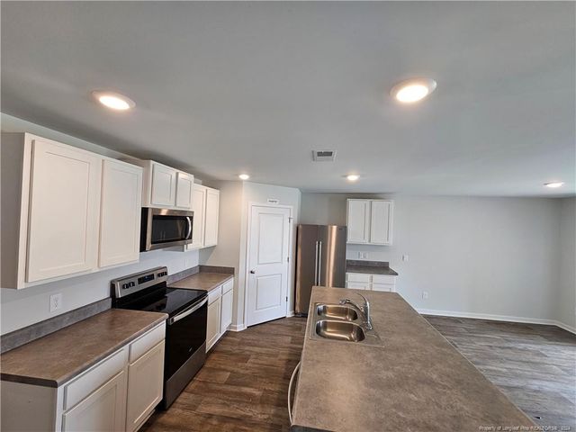 1218 Saint Augustine Drive, Castle Hayne, NC 28429