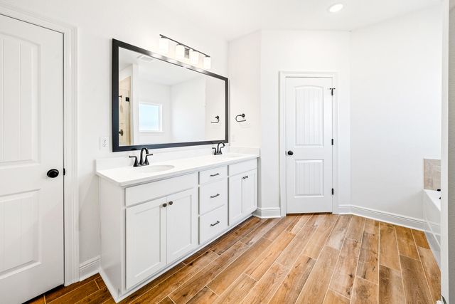 66 Splendor Run, Freeport, FL 32439