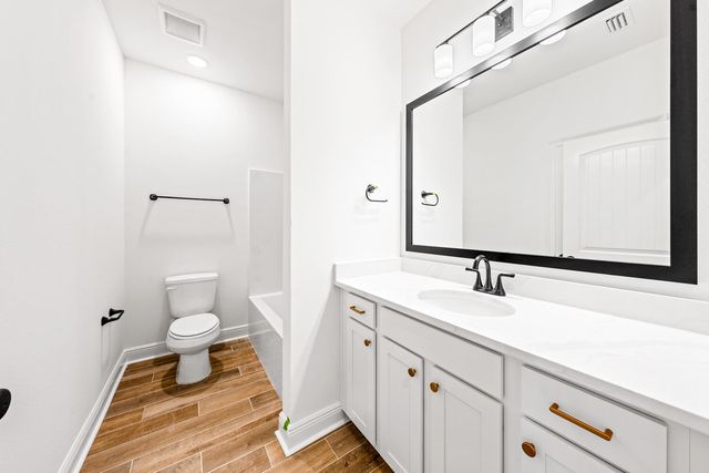 66 Splendor Run, Freeport, FL 32439