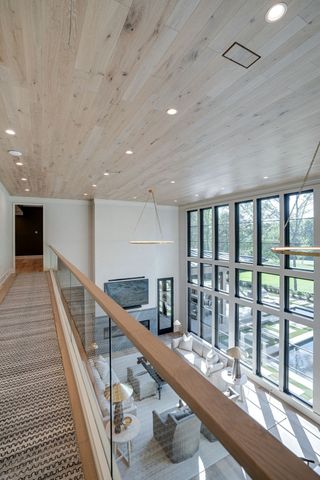 1135 Duncanwood Dr, Nashville, TN 37204