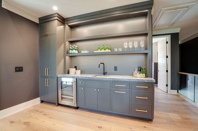 1135 Duncanwood Dr, Nashville, TN 37204