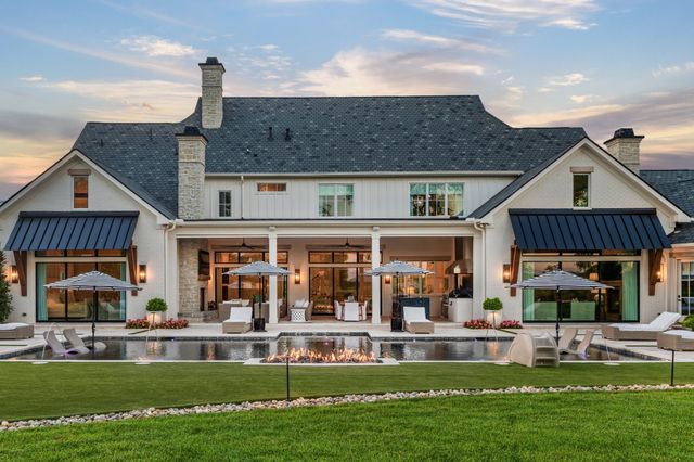 1135 Duncanwood Dr, Nashville, TN 37204