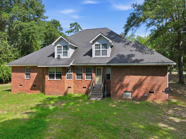 303 Spring Road, Walterboro, SC 29488