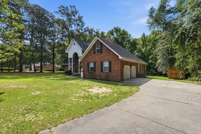 303 Spring Road, Walterboro, SC 29488