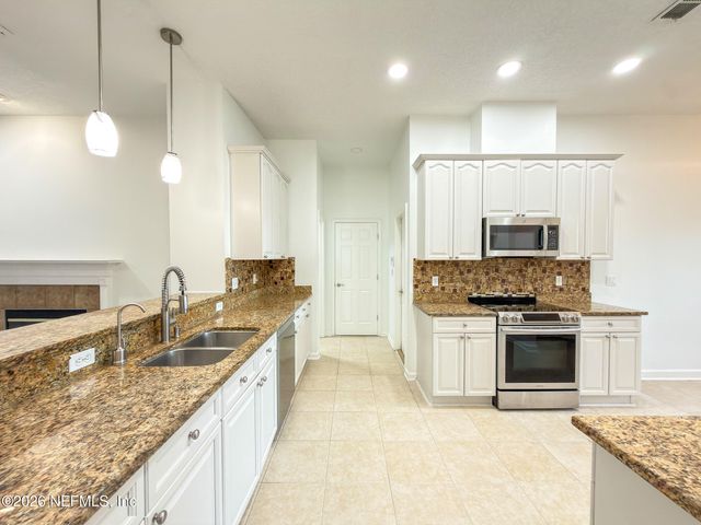 12006 MARLDON Lane, Jacksonville, FL 32258