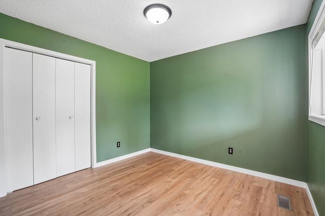 1303 Prairie Lane, Saint Croix Falls, WI 54024