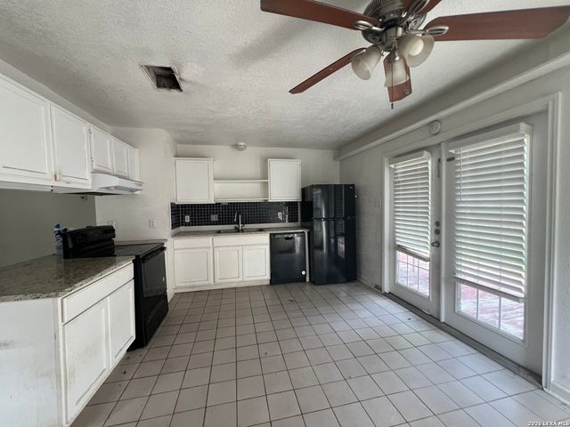 4970 DARE LN, San Antonio, TX 78217