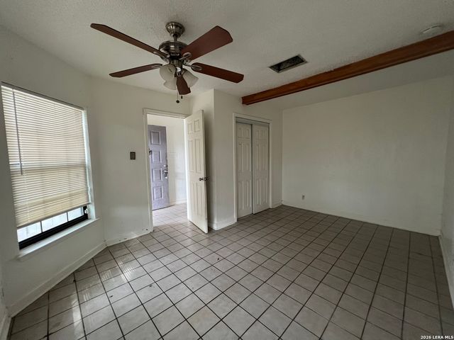 4970 DARE LN, San Antonio, TX 78217
