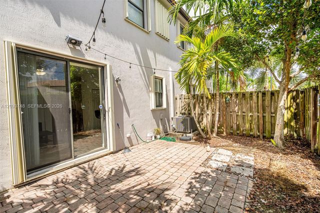 8815 NW 116th Court, Doral, FL 33178