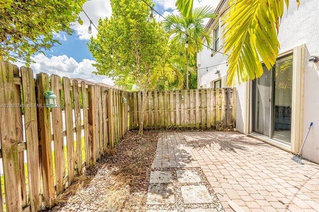 8815 NW 116th Court, Doral, FL 33178