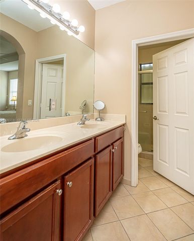 8815 NW 116th Court, Doral, FL 33178